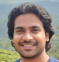 Rohit_Body Message for Female - Acompañantes masculino in Kolkata
