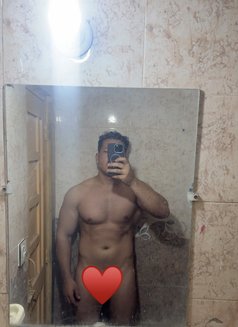 Body to body massage (gym boy) - Male escort in Dubai Photo 29 of 30