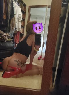 Bolade - escort in Hong Kong Photo 7 of 7