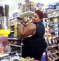 Bold Big Zara - puta in Abidjan