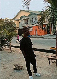 ManLikeBold - Male escort in Lagos, Nigeria Photo 1 of 11