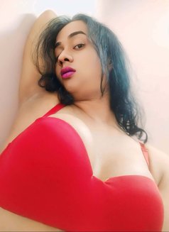 BOLD ND SEXIEST ACTIVE SHEMAL PRIYA - Transsexual escort in Kolkata Photo 28 of 30