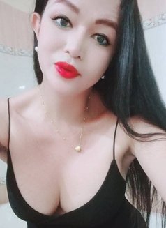 Bombshell Mariana Is Back and Ready - Transsexual escort in Cebu City Photo 9 of 13