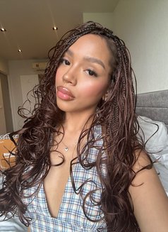 𝐁𝐥𝐚𝐬𝐢𝐚𝐧 Bombshell • Mixed - escort in Kuala Lumpur Photo 7 of 7
