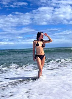 Bombshell with _7 inc Cocklicious! - Transsexual escort in Hong Kong Photo 30 of 30