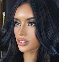 BombshellLu - Transsexual escort in Angeles City