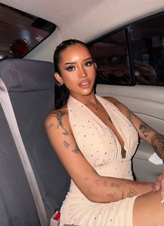 BombshellLu - Transsexual escort in Makati City Photo 27 of 29