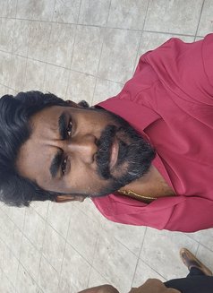 Bomma - Acompañantes masculino in Chennai Photo 8 of 8