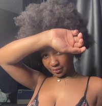 Bomma - escort in Ajmān