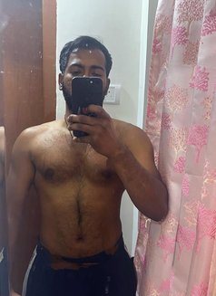 Bond - Male escort in Hyderabad Photo 2 of 2