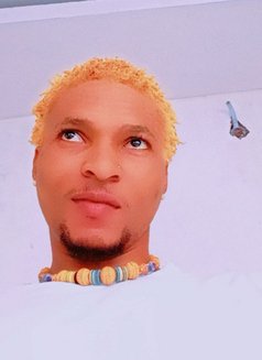Bond - Male escort in Lagos, Nigeria Photo 1 of 3