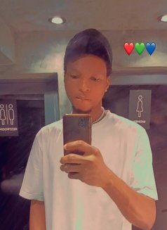 Bond - Male escort in Lagos, Nigeria Photo 5 of 5