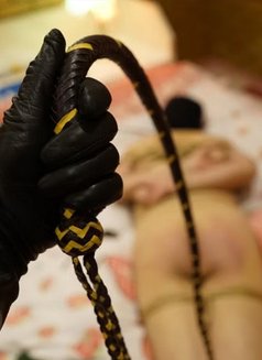 BONDAGE/ DOMINATION/INCALL/ OUTCALL - Dominadora in Dubai Photo 7 of 8