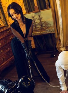 BONDAGE& DISCIPLINE/ SADISM/MASOCHISM - Dominadora in Dubai Photo 5 of 7