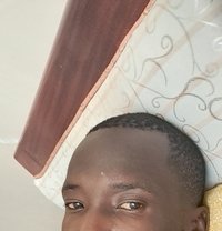 Bonface Angehi - masseur in Nairobi