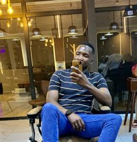 Bonface - masseur in Mombasa
