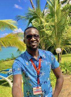 Bonface - Masajista in Nairobi Photo 4 of 5