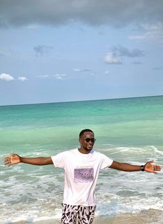 Bonface - Masajista in Nairobi Photo 7 of 7