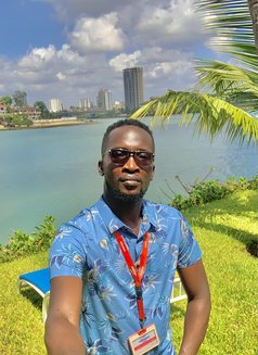 Bonface - Masajista in Nairobi Photo 5 of 5