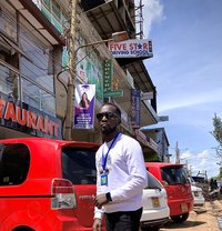Bonface - masseur in Nairobi