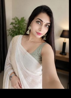 🦚Bong Alina 🦚 Avilable only Erotic cam - puta in Hyderabad Photo 26 of 27