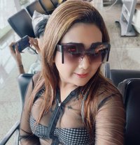 BONG BEAUTI SHEMALE DIYASEN - Transsexual escort in Mumbai