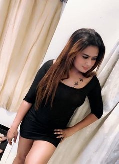 Bong Beauty DiyaSen LundSucker - Acompañantes transexual in Bangalore Photo 15 of 17