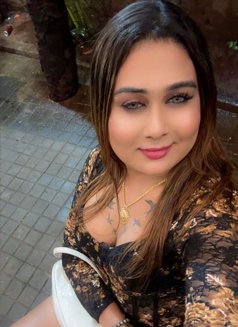 Bong Beauty DiyaSen LundSucker 🥰 - Transsexual escort in Mumbai Photo 19 of 23