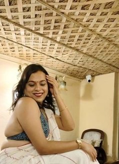 Bong Beauty in Ur City - Transsexual escort in Bangalore Photo 6 of 6
