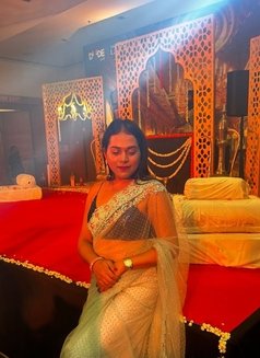 Bong Beauty in Ur City - Transsexual escort in Bangalore Photo 8 of 8