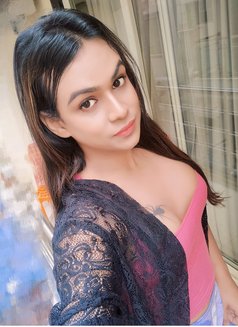 Bong Beauty Silk in Bangalore - Acompañantes transexual in Bangalore Photo 30 of 30
