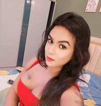 Versetile active Silk - Transsexual escort in Bangalore