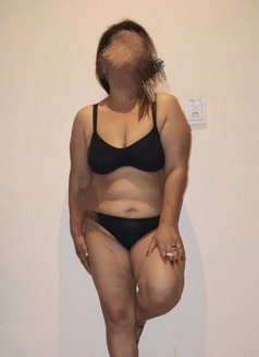 Bong Beauty Trisha - escort in Kolkata Photo 3 of 9