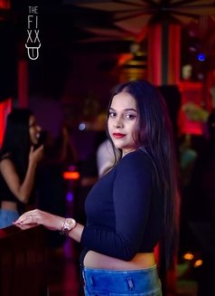 Bong Girl Rupa - Acompañantes transexual in Bangalore Photo 12 of 30