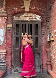 Bong girl Rupa - Transsexual escort in Bangalore Photo 3 of 17