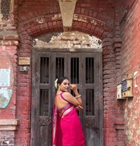 Bong girl Rupa - Transsexual escort in Bangalore