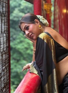 Bong girl Rupa - Transsexual escort in Bangalore Photo 8 of 17
