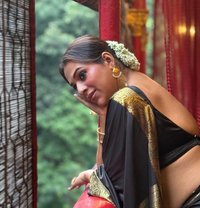 Bong girl Rupa - Acompañantes transexual in Bangalore