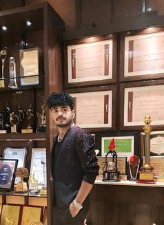 Bong Rahul - Male escort in Kolkata Photo 27 of 29