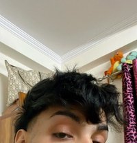Boni - Acompañantes transexual in New Delhi