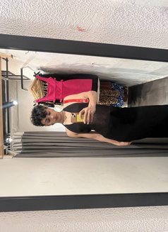 Boni - Transsexual escort in New Delhi Photo 5 of 5