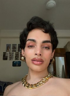 Boni - Acompañantes transexual in New Delhi Photo 4 of 4