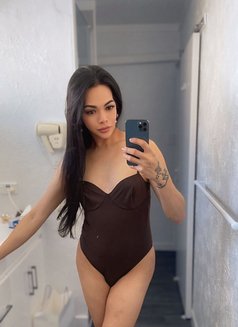 Roxanne is waiting i love kiwi 🫶 - Transsexual escort in Wellington Photo 6 of 15