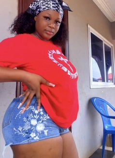 Bonnie - escort in Accra Photo 2 of 3