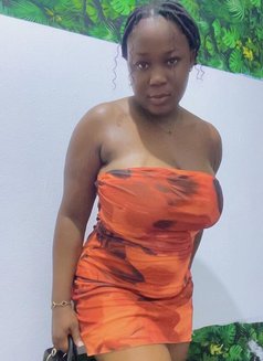 Bonnie - escort in Accra Photo 4 of 6