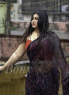 Bony Banerjee - Transsexual escort in Kolkata Photo 3 of 8