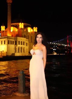 Bonya - Transsexual escort in Riyadh Photo 3 of 8
