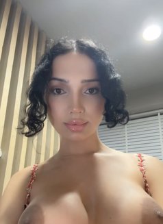 Bonya - Transsexual escort in Riyadh Photo 8 of 8