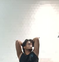 Boob Sucker - Acompañantes masculino in New Delhi