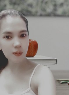 Book Me - Intérprete de adultos in Pasig Photo 5 of 6